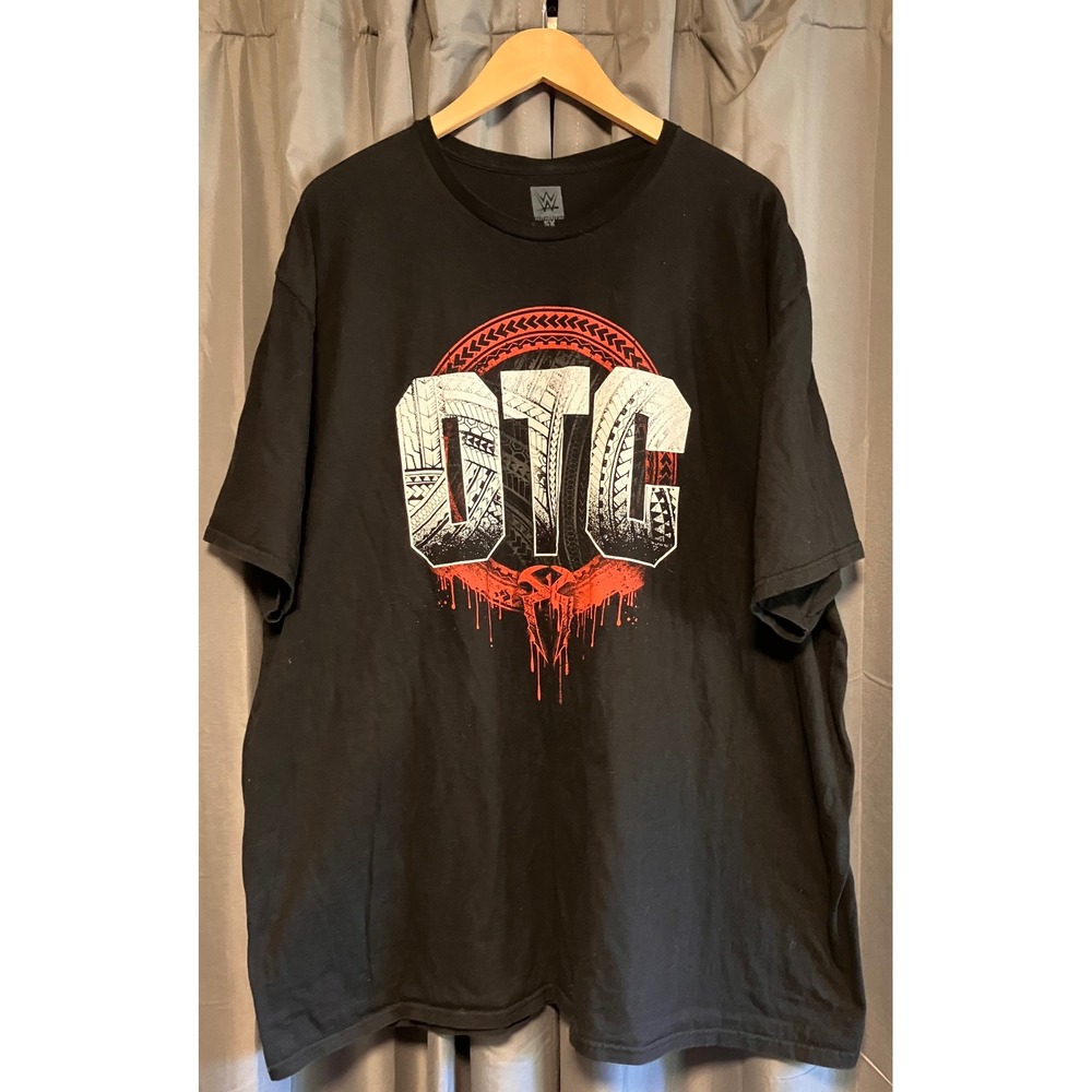 WWE T-Shirt Mens 5X Black Roman Reigns OTC Tribal Chief Graphic Tee